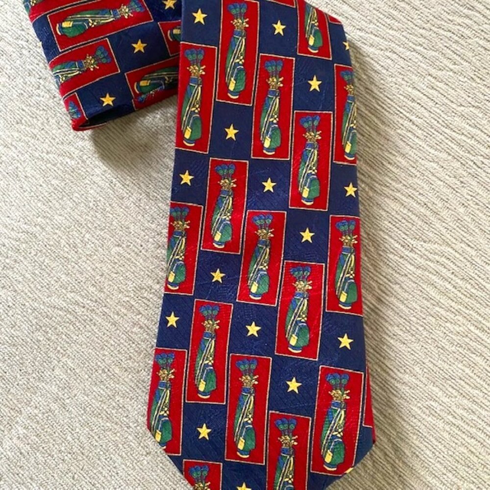 Tommy Hilfiger Vintage Golf Bag & Star Neck Tie 100% Imported Silk Italy Preppy